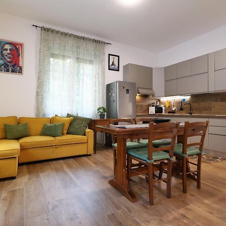 Primopiano - Paladini Lägenhet Milano Exteriör bild