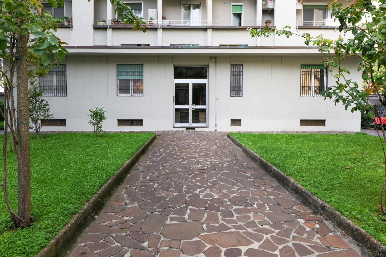 Primopiano - Paladini Lägenhet Milano Exteriör bild